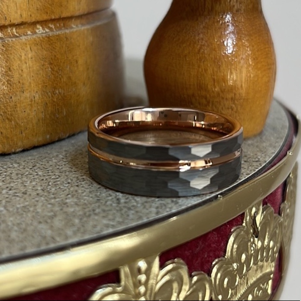 Rose Gold 8mm Tungsten Wedding Band hammer cut - Picture 10 of 15